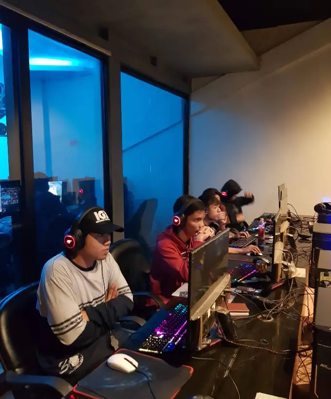 Изображение клуба KHRONOS ESPORT ARENA № 2