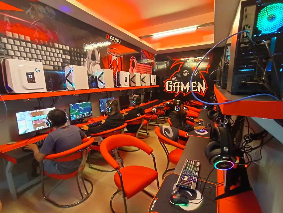 Изображение клуба DRAGON ESPORT ARENA № 1