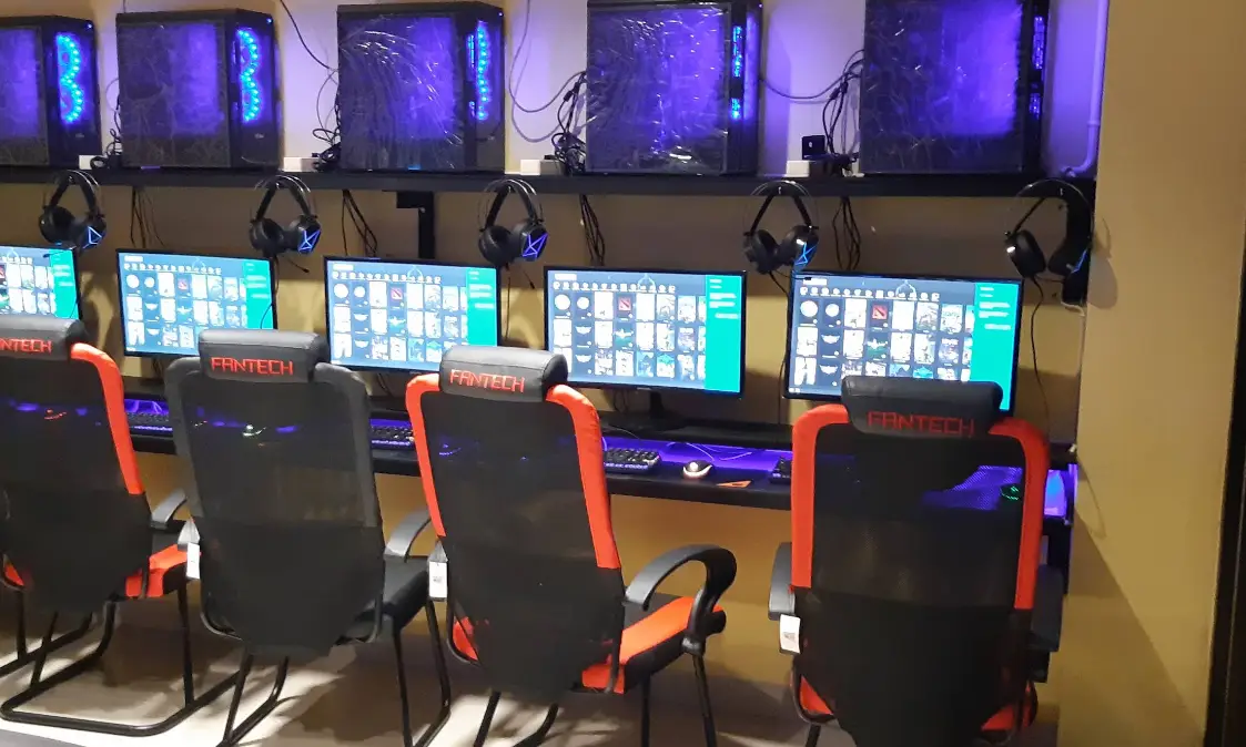 Изображение клуба VG7_Cyber Cafe № 2