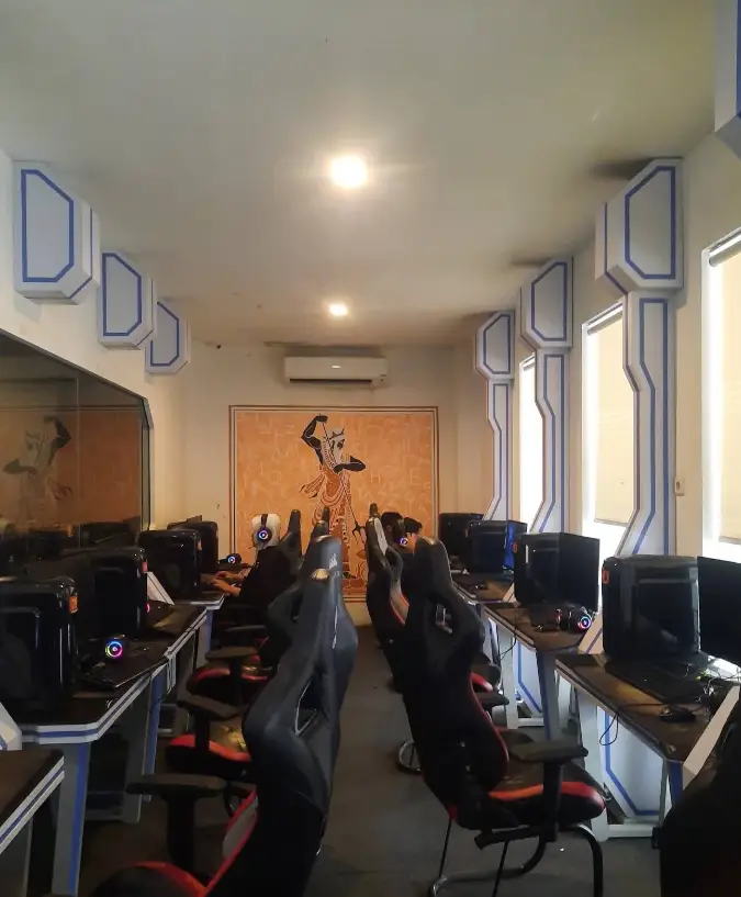 Изображение клуба Poseidon Internet Cafe № 2