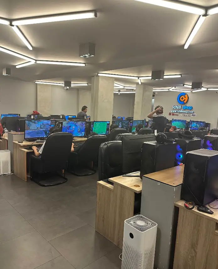 Изображение клуба iChill Internet Cafe № 2