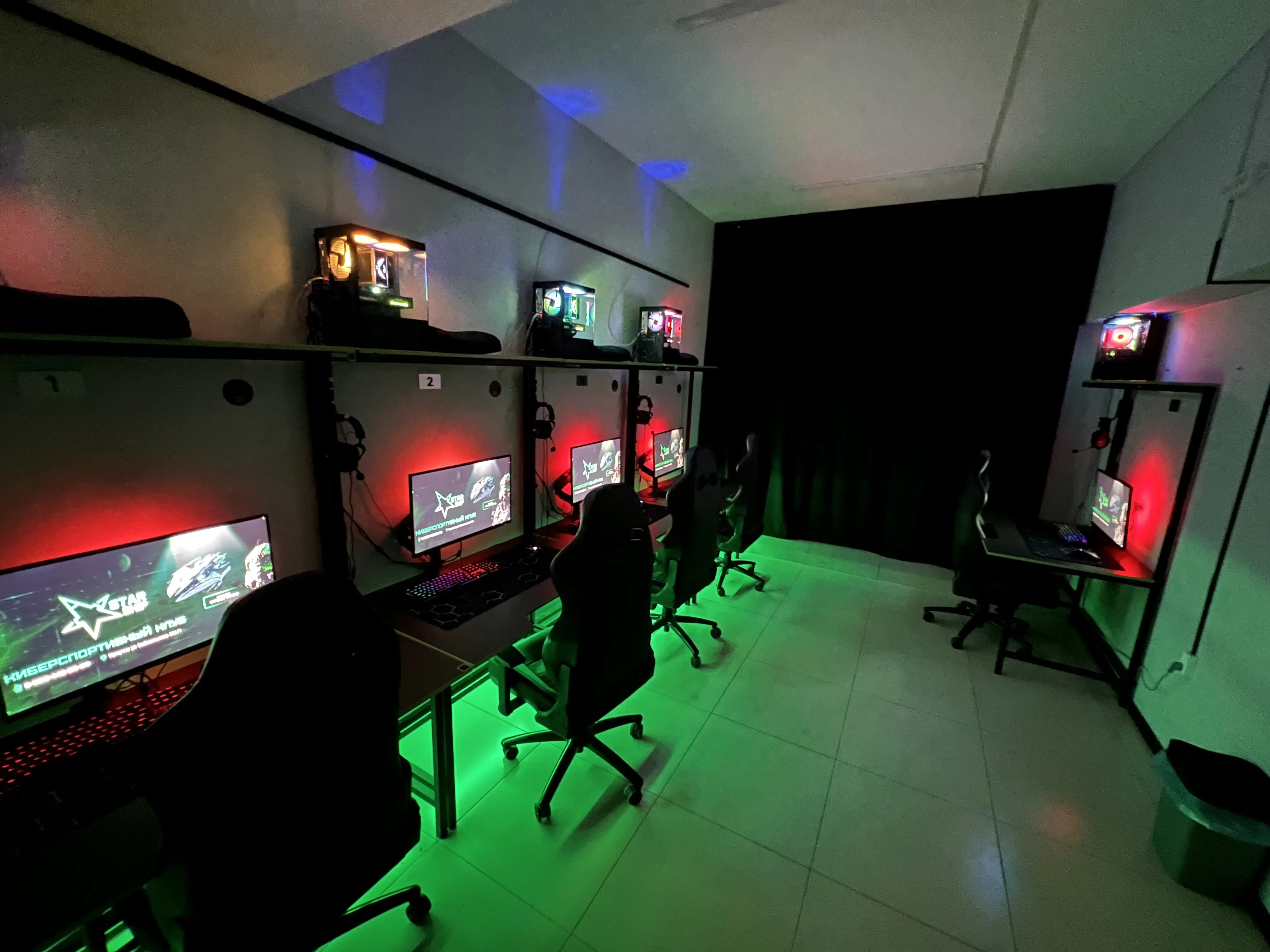 Изображение клуба STARSHIP № 4