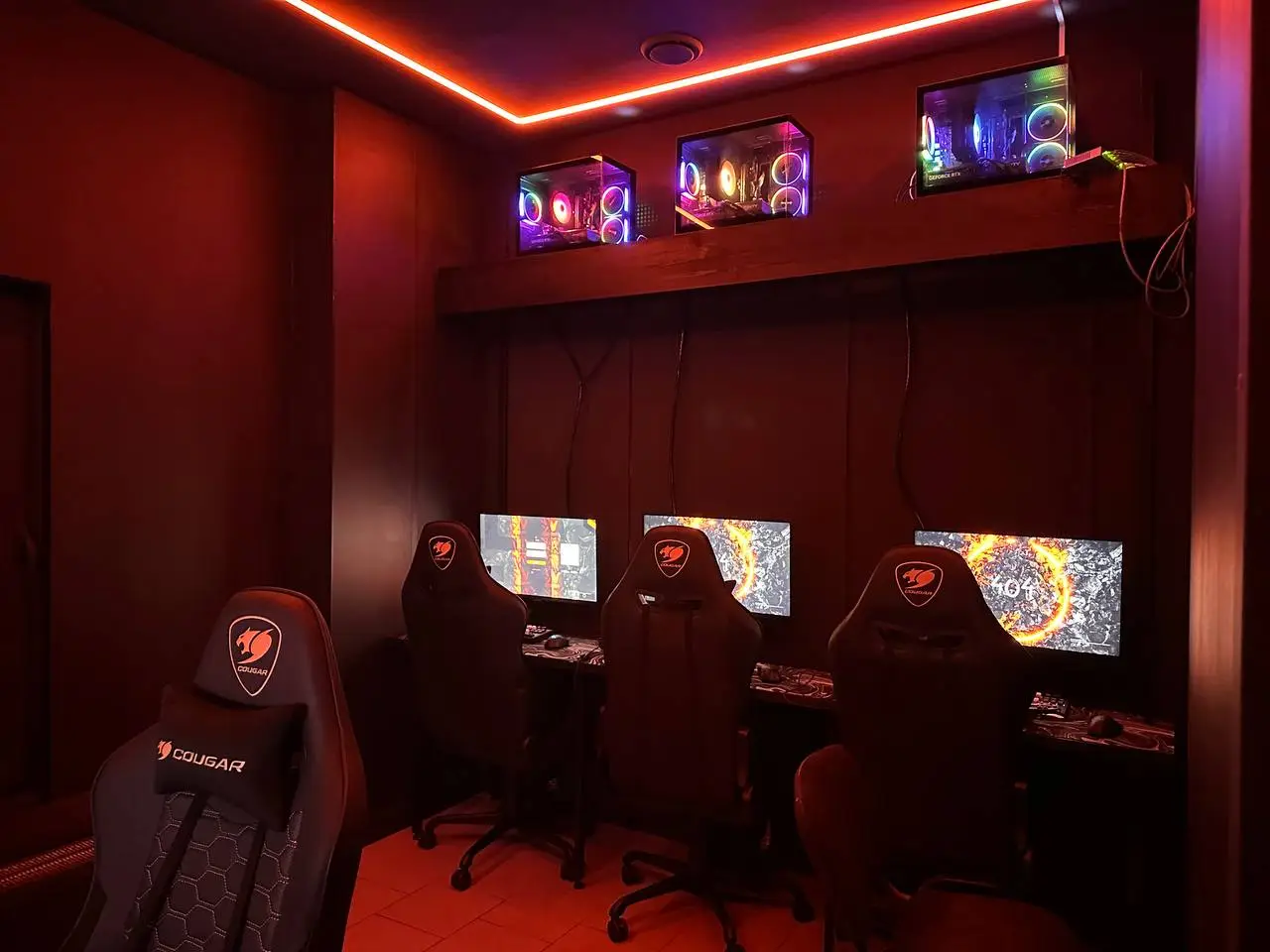 Изображение клуба 404 № 1