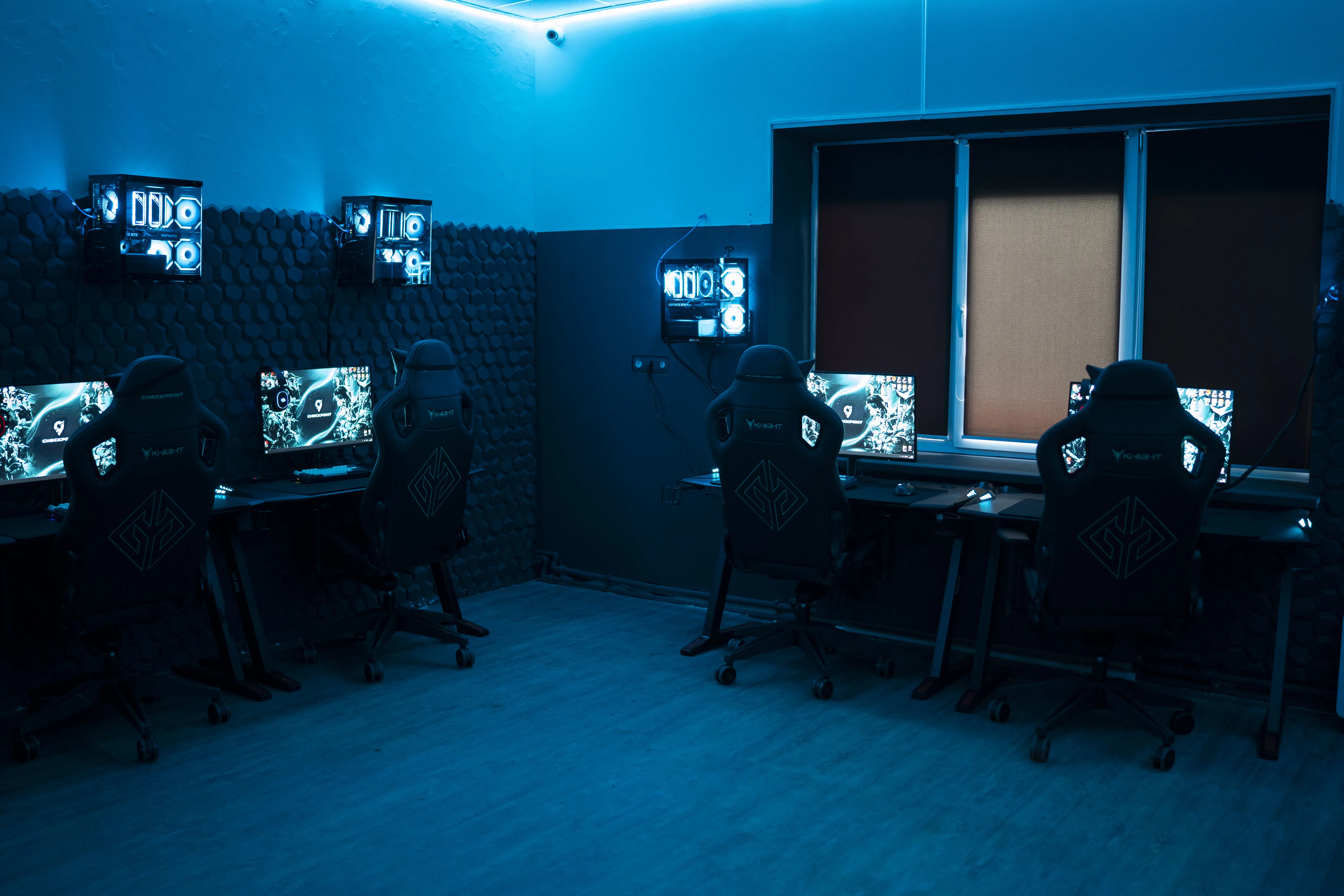 Изображение клуба CHECKPOINT № 3