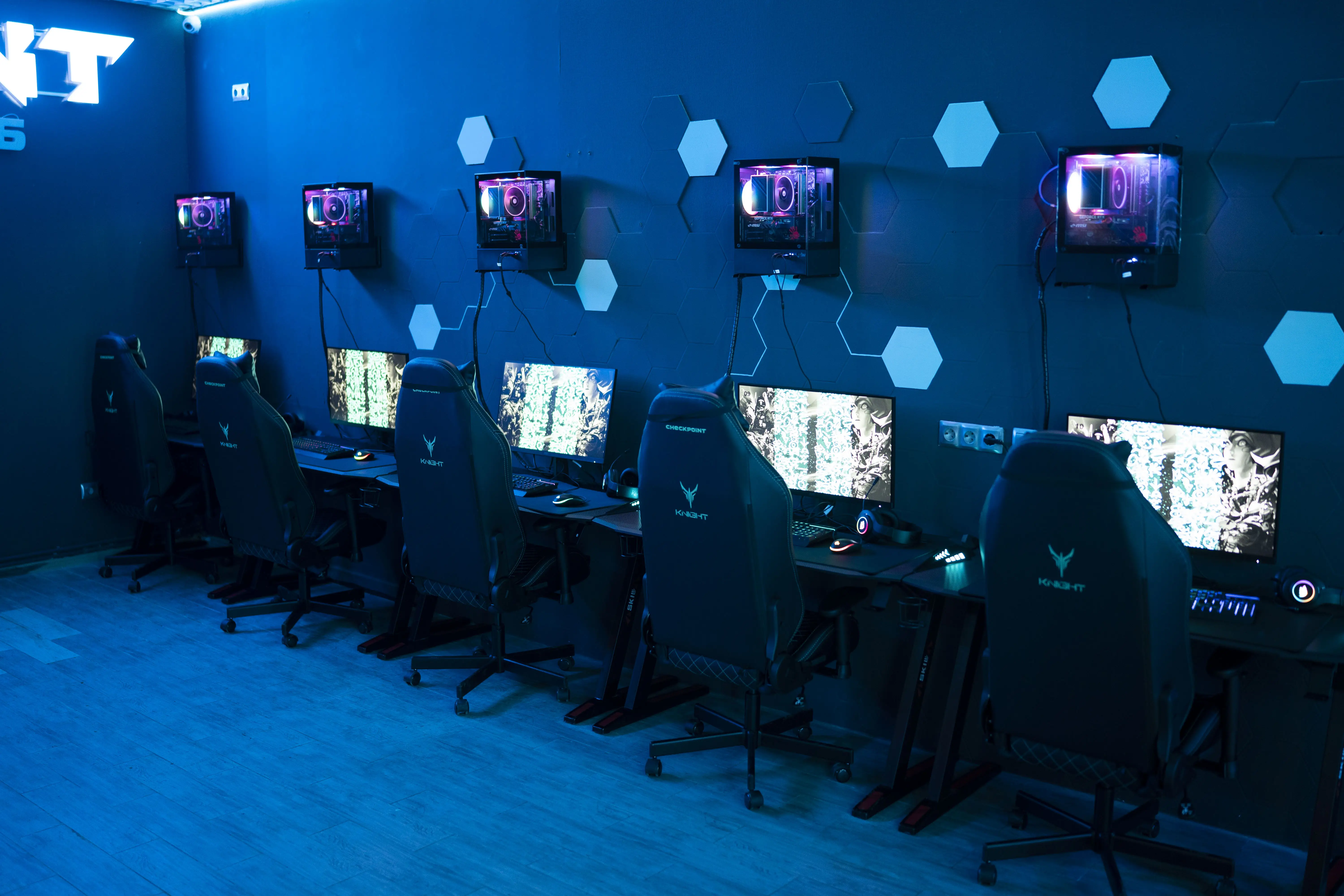 Изображение клуба CHECKPOINT № 8