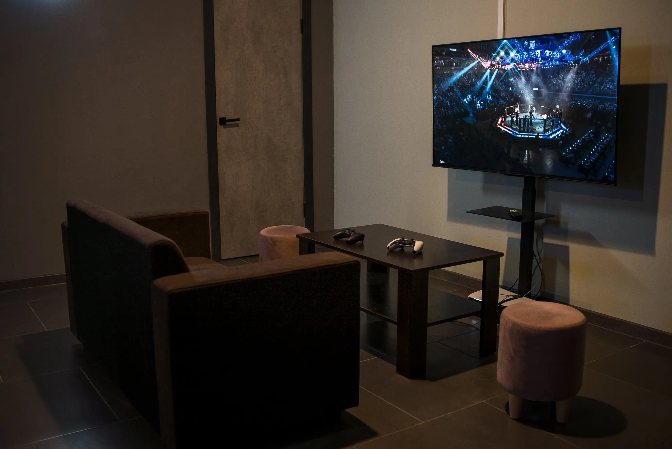 Изображение клуба EMPIRE № 6