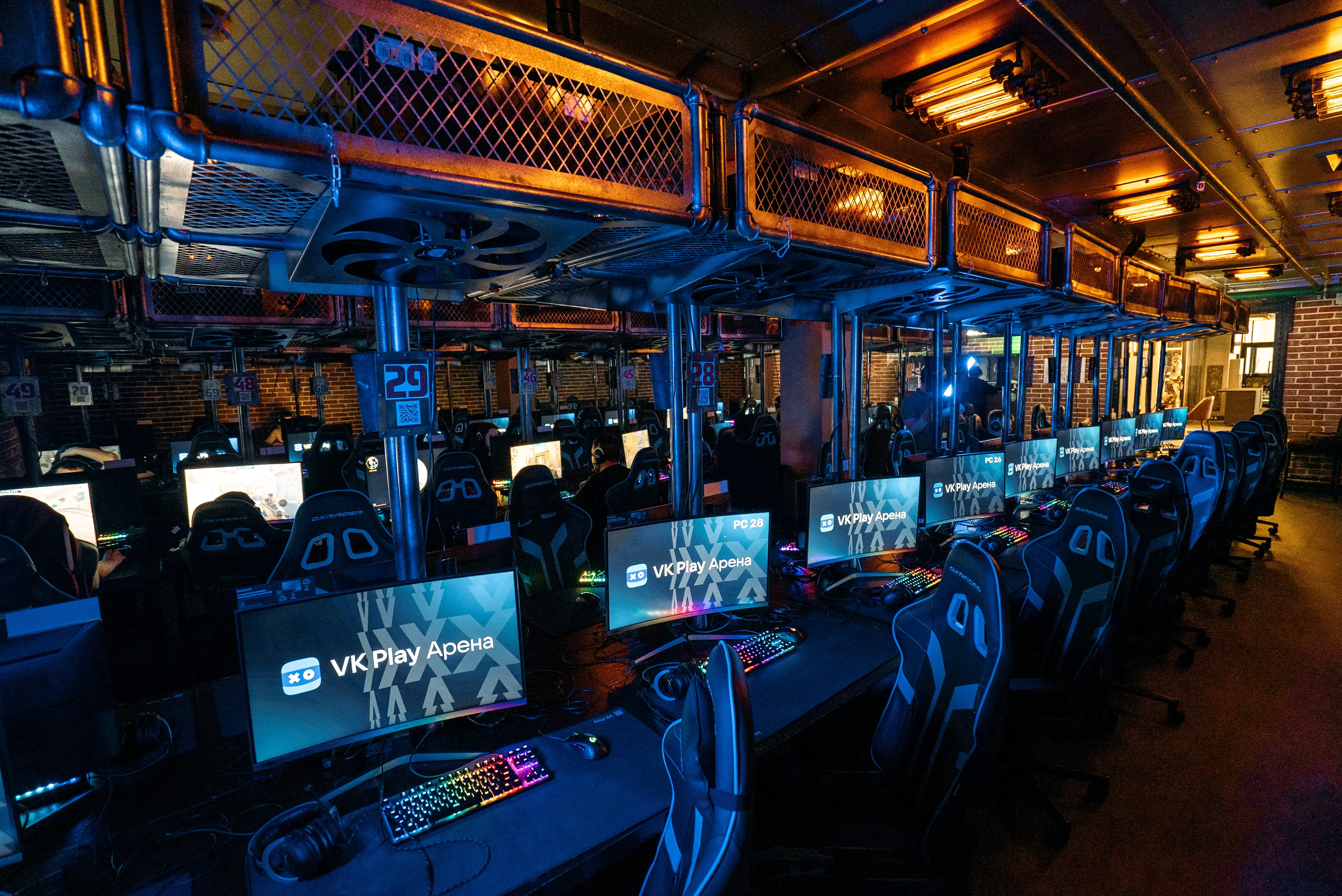 Изображение клуба VK Play Арена (Yota Arena) № 2