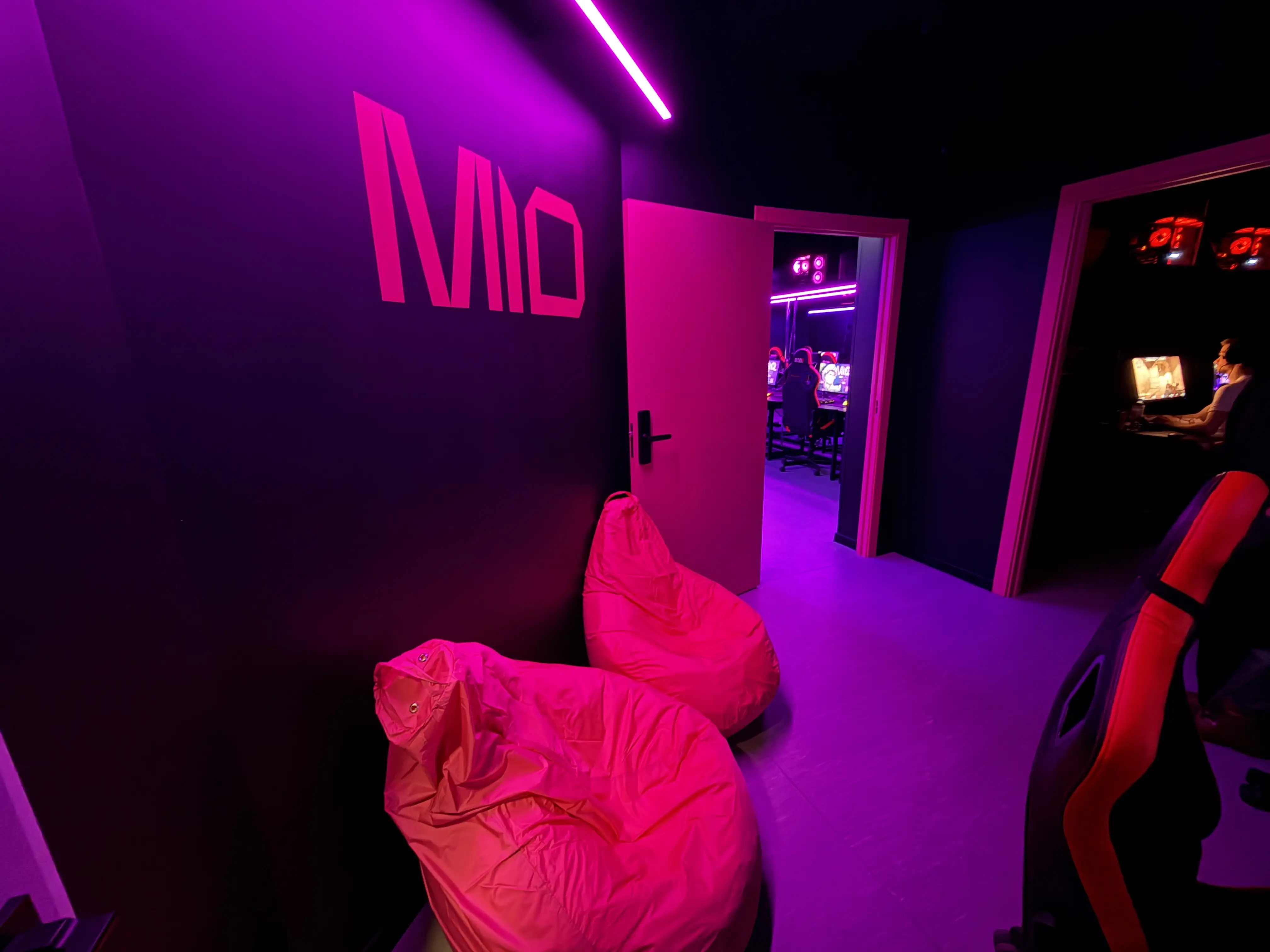 Изображение клуба MID № 8