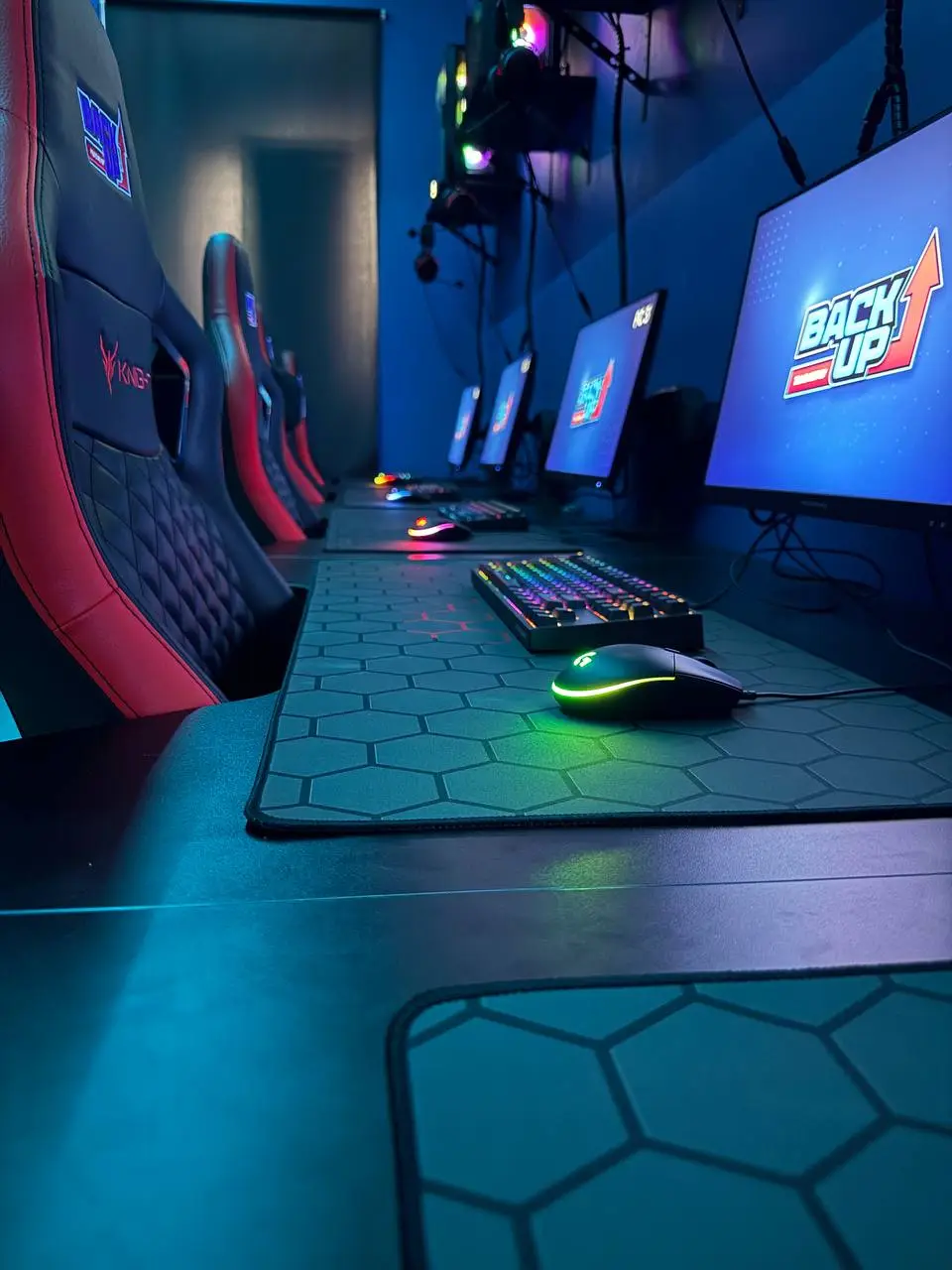 Изображение клуба Back Up № 2