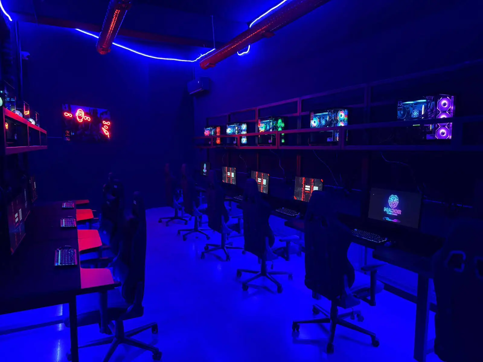 Изображение клуба MAJOR CYBER ARENA № 2
