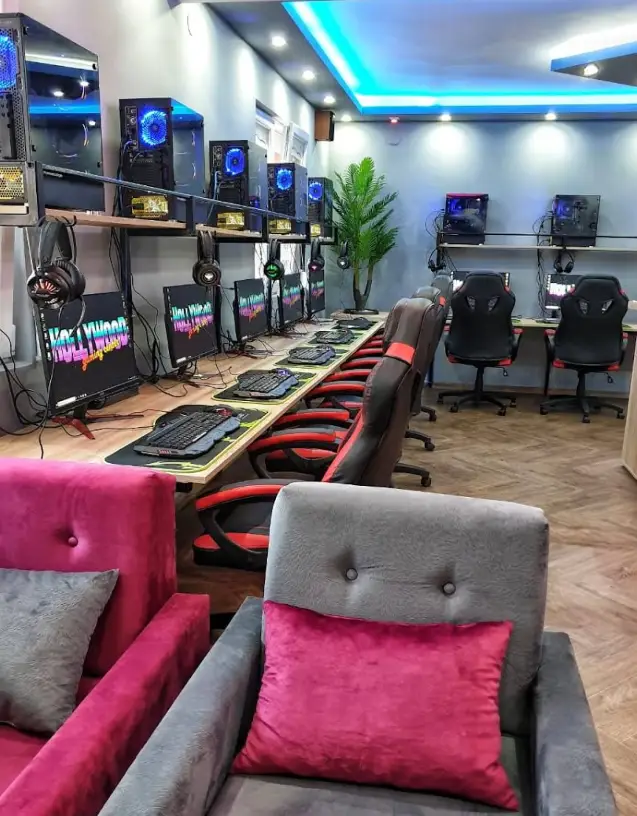 Изображение клуба Hollywood gaming centar № 1
