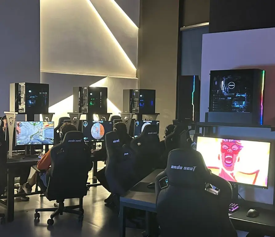 Изображение клуба Mana Gaming Center № 1