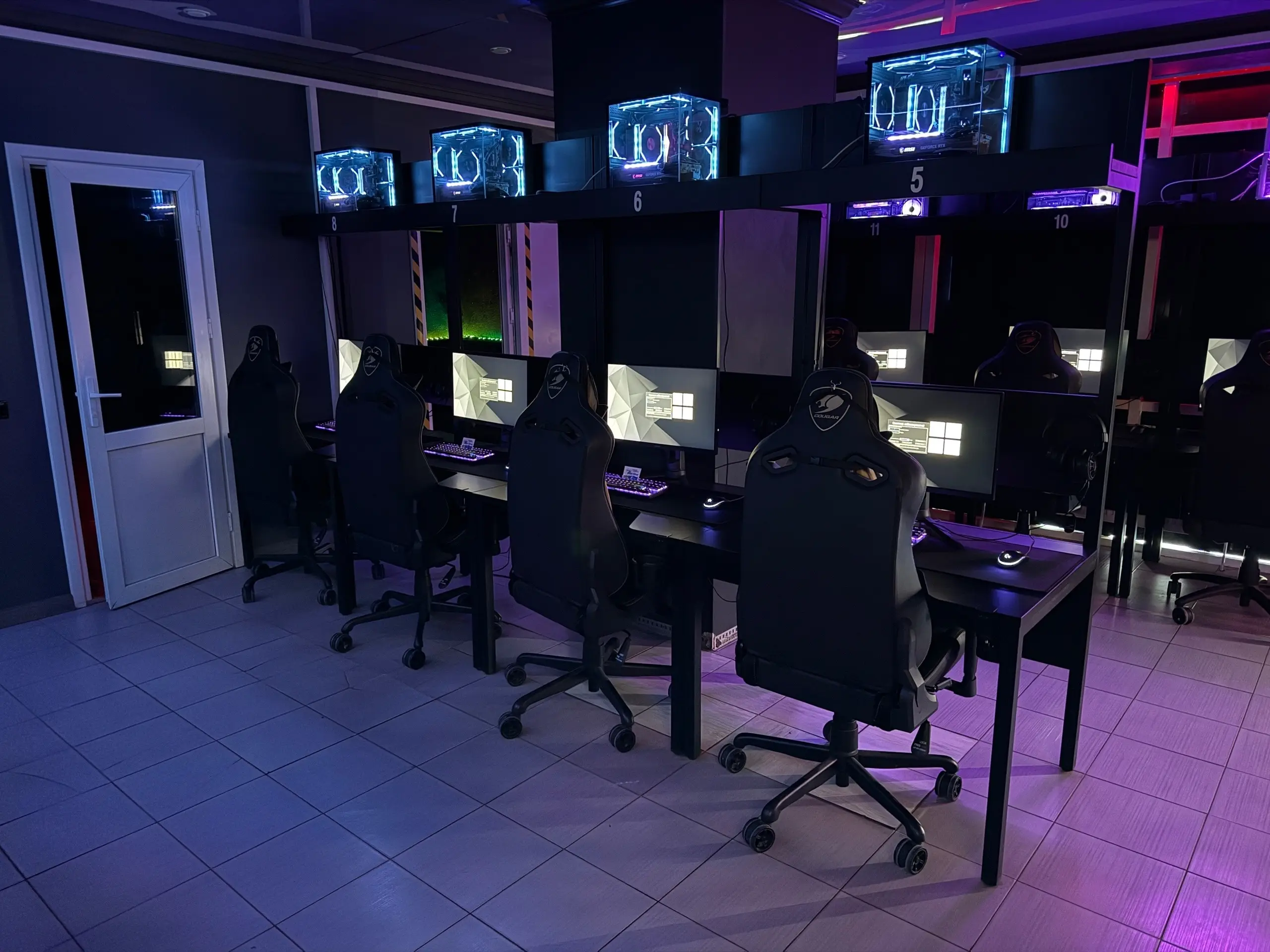 Изображение клуба LEVEL CYBER CLUB № 1