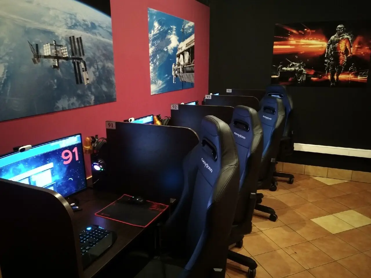 Изображение клуба FOBOS на Будапештской № 3