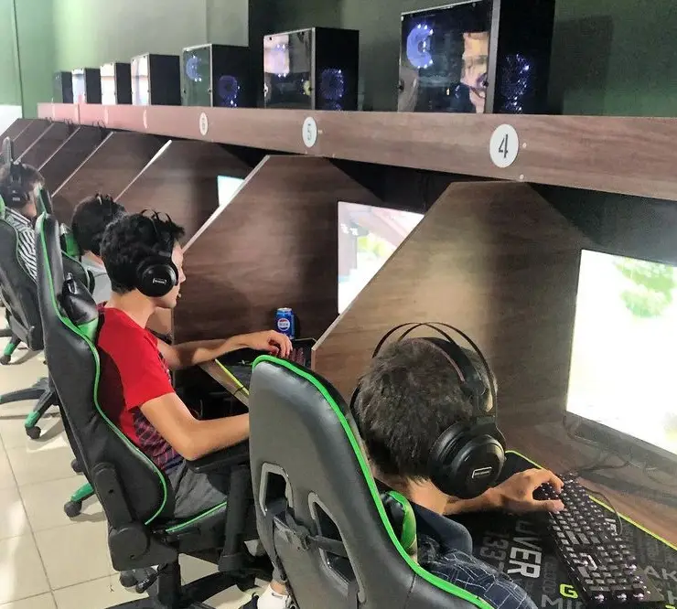 Изображение клуба Gamestop05 № 5