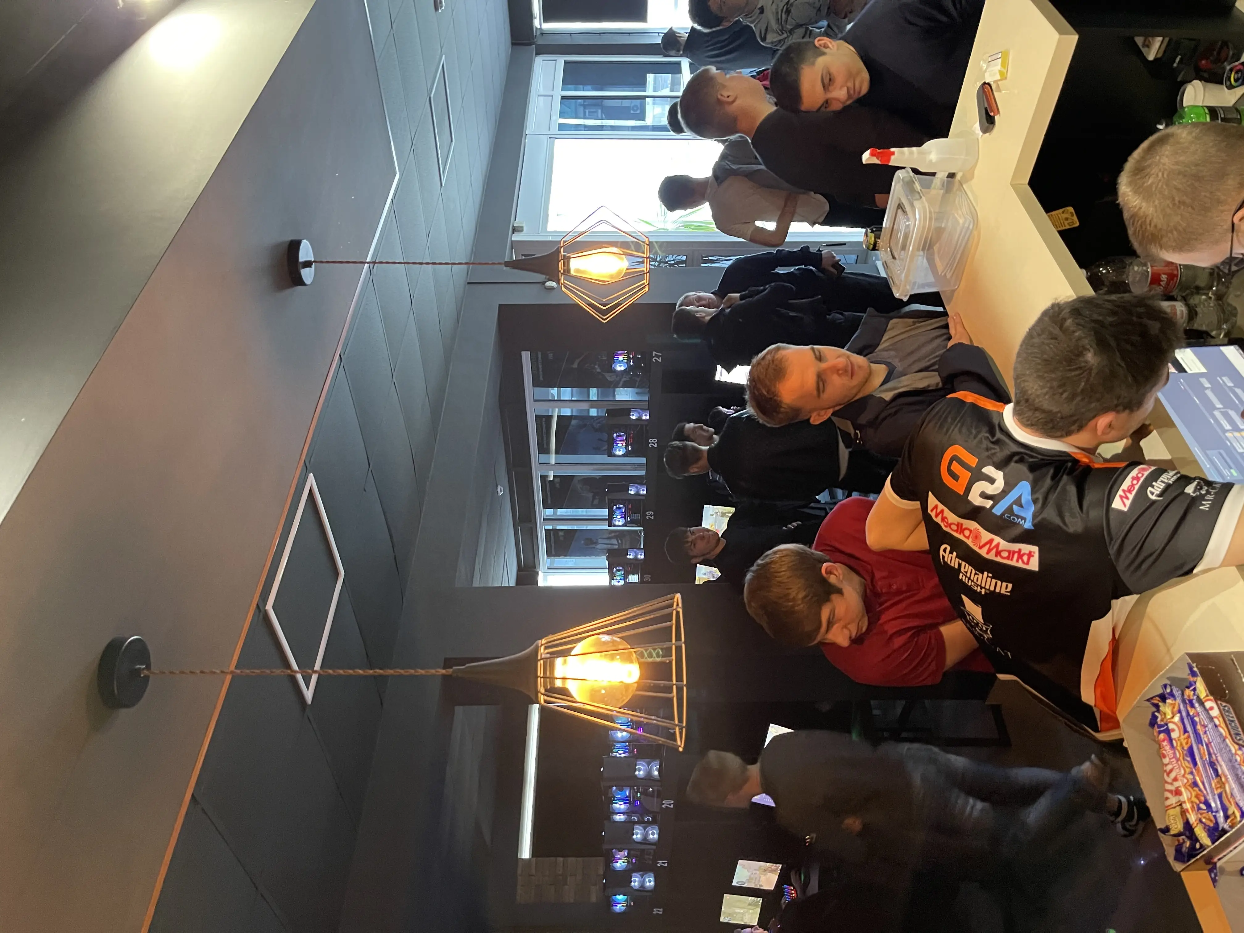 Изображение клуба Space № 8