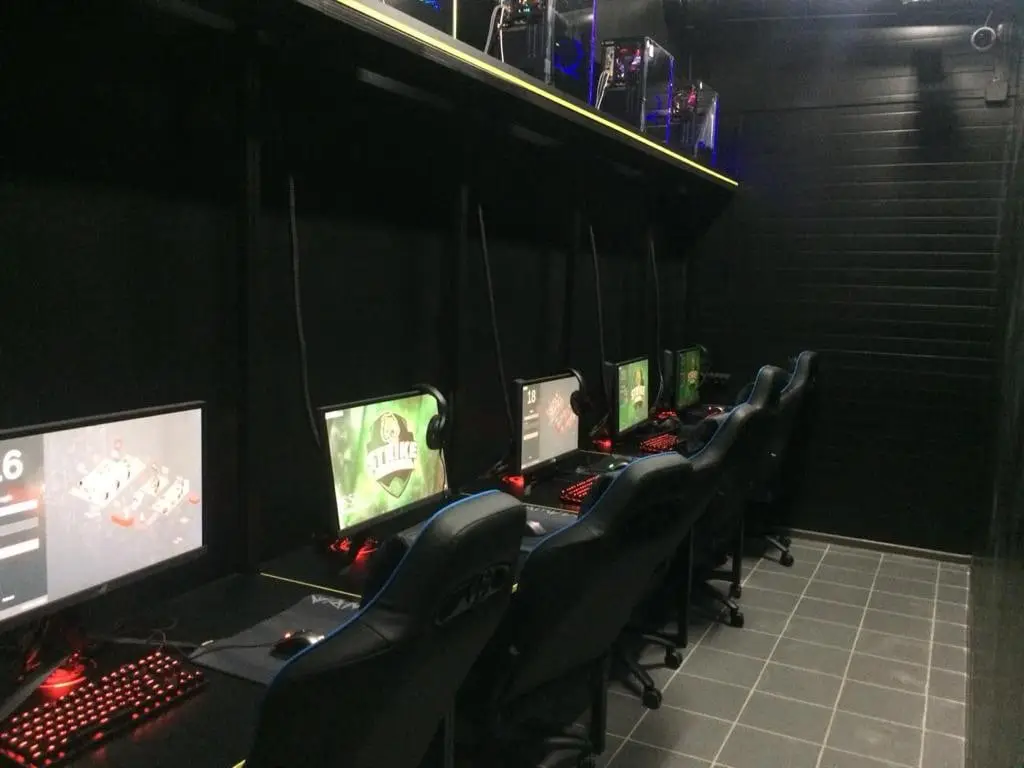 Изображение клуба Strike-Arena на проспекте имени Газеты Красноярский Рабочий № 1