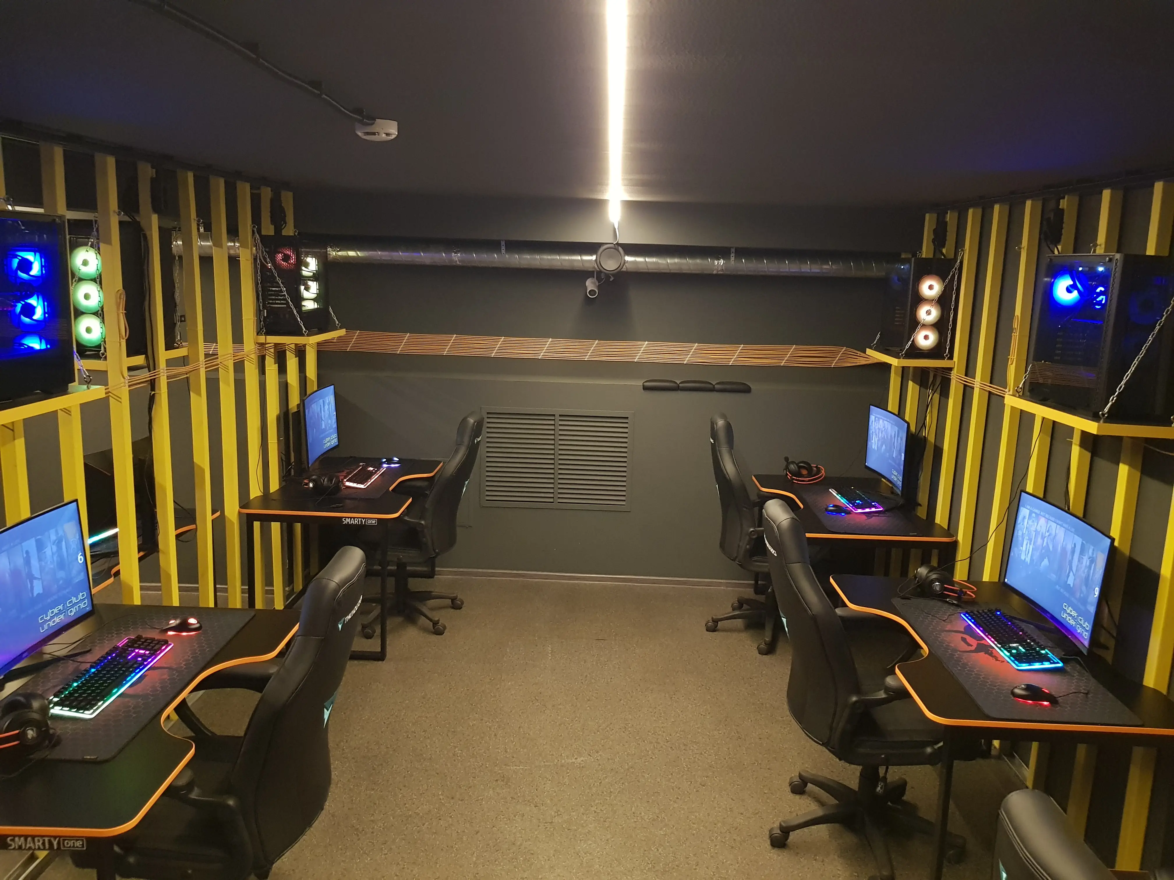 Изображение клуба CYBERCLUB UNDERGROUND № 7