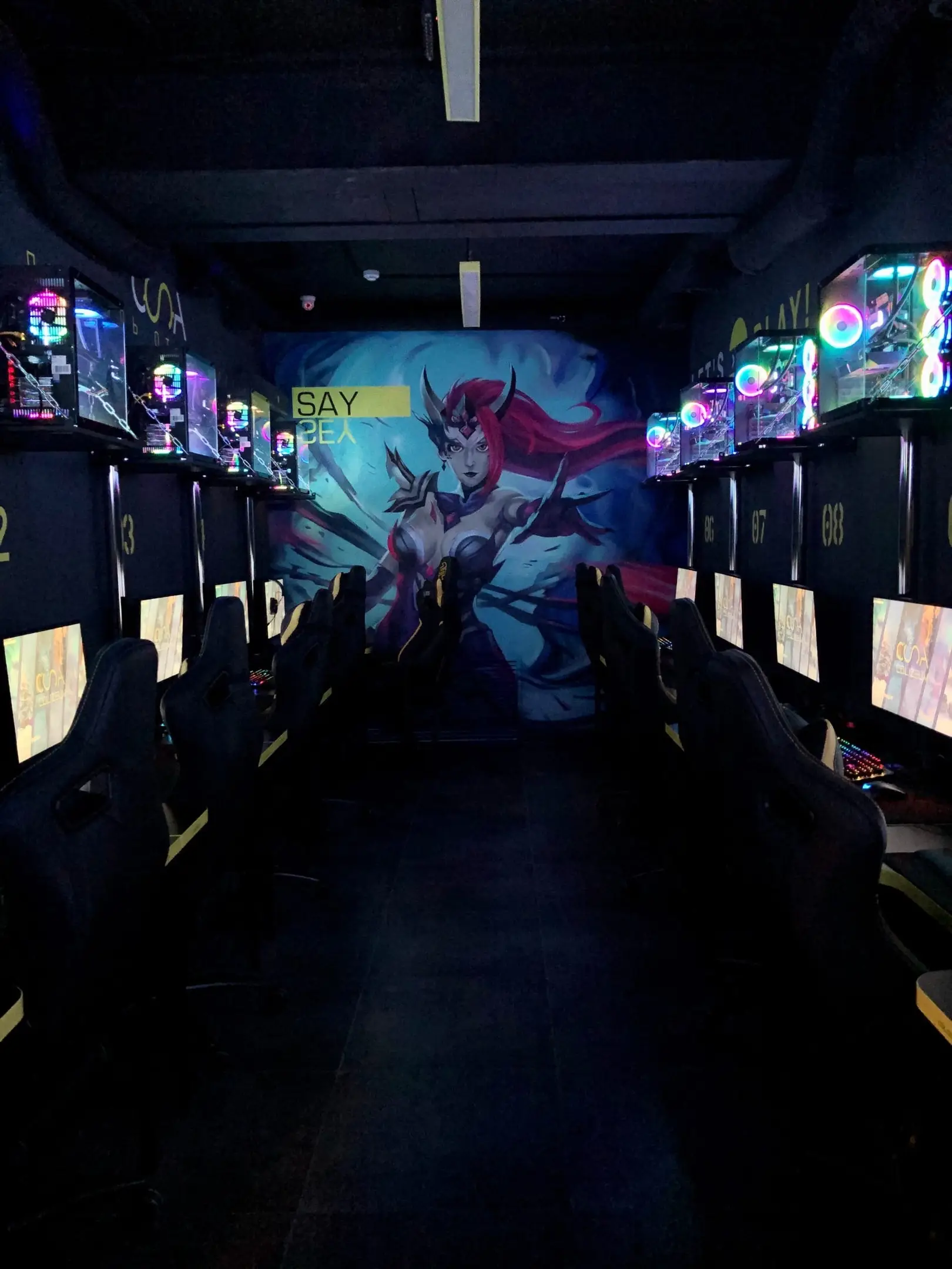 Изображение клуба COLIZEUM Челюскинцев № 4