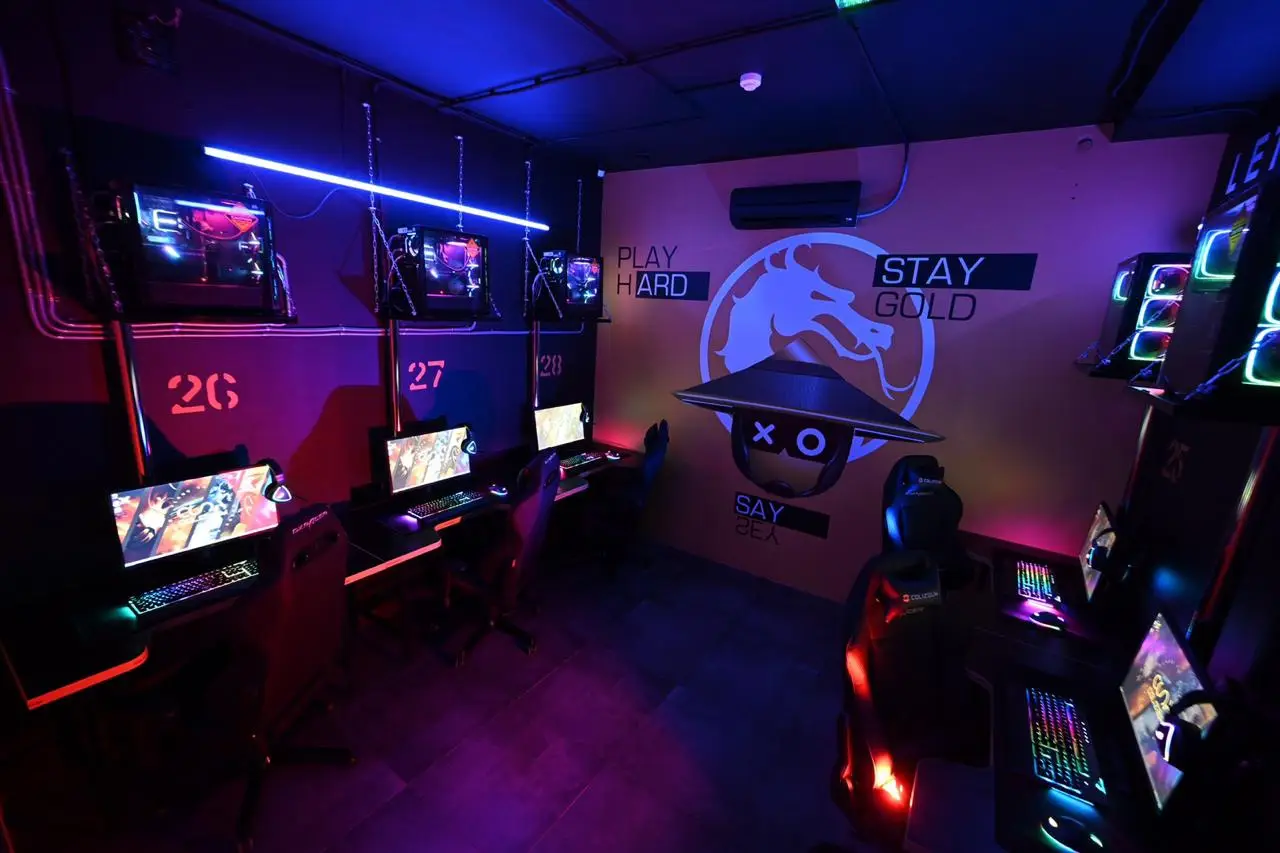 Изображение клуба COLIZEUM Марковского № 3