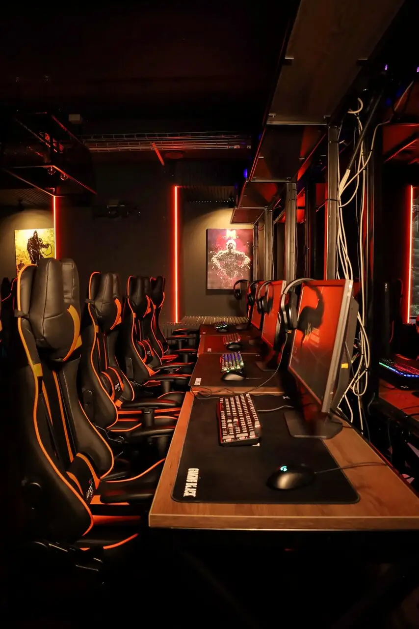 Изображение клуба United Gamers на Будённовском проспекте № 3