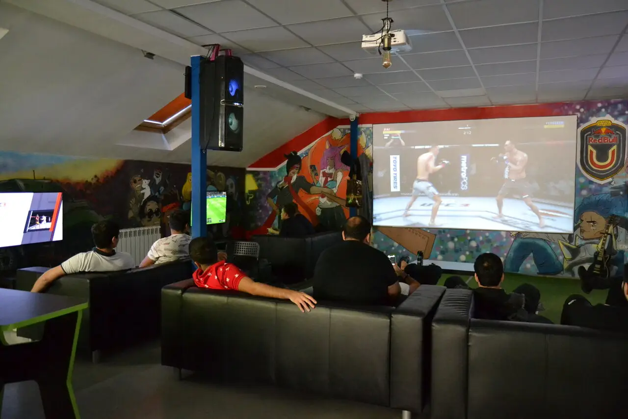 Изображение клуба Кибер @ Арена № 4