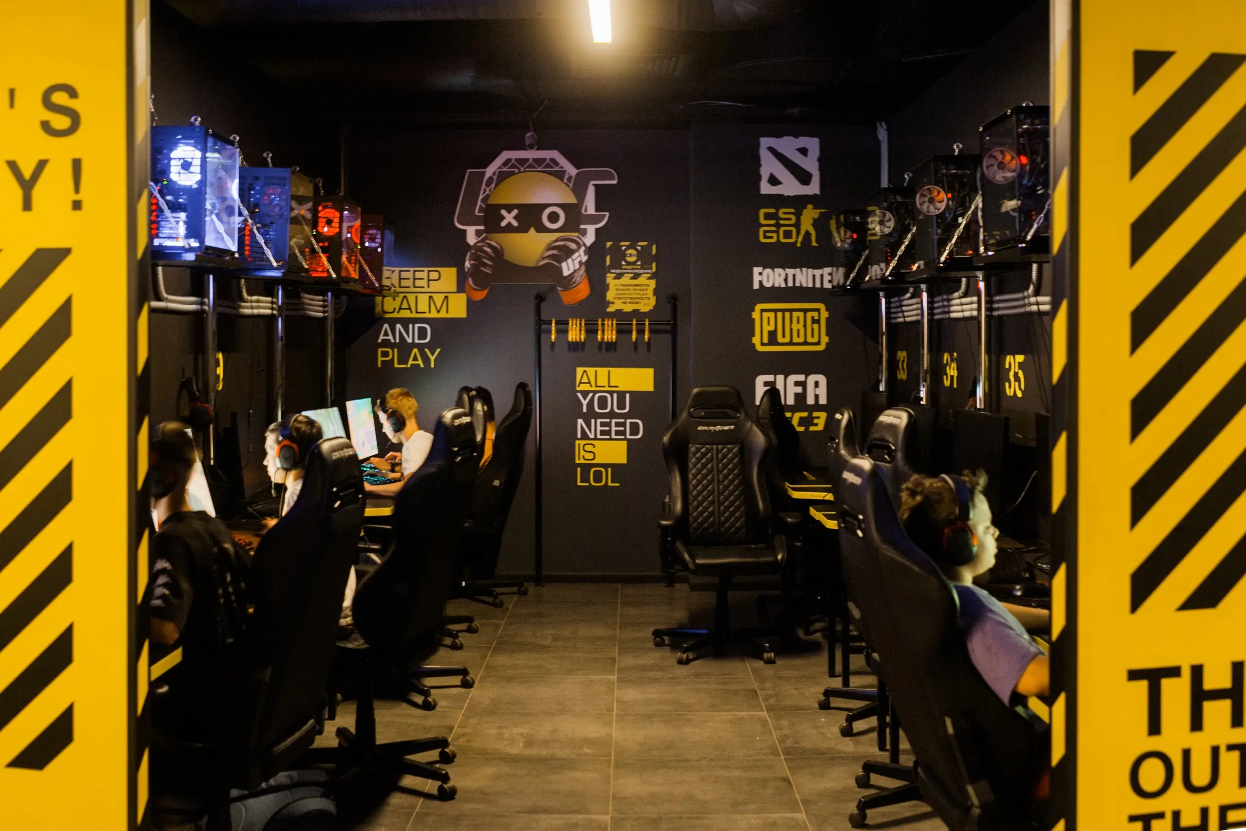 Изображение клуба COLIZEUM Уфа Достоевского № 8