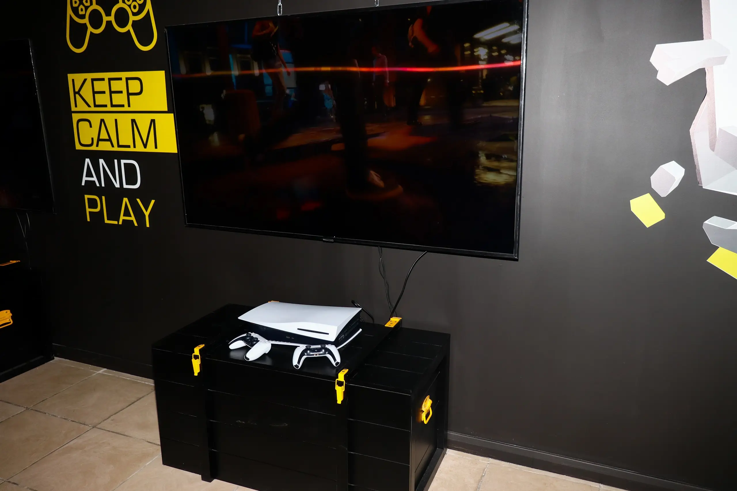 Изображение клуба COLIZEUM Кировский № 3