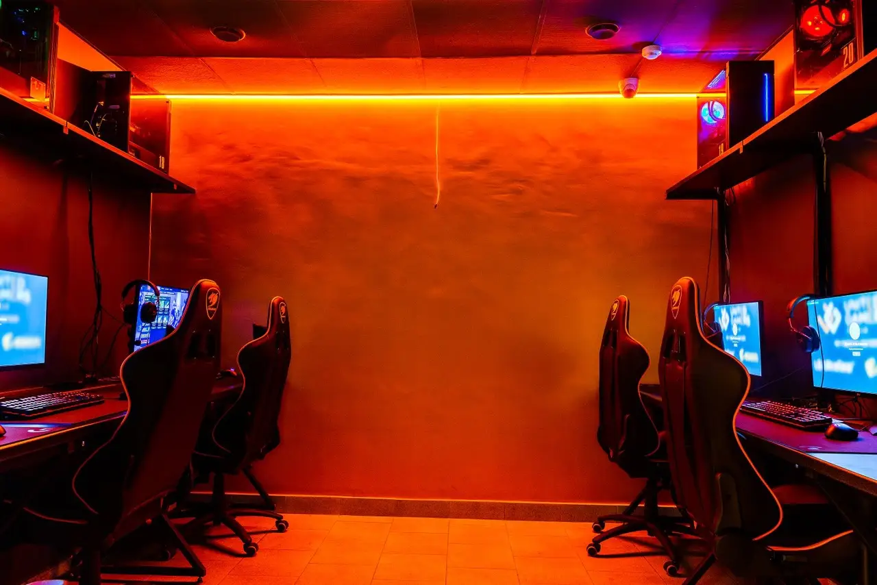 Изображение клуба United Gamers на Можайского № 7