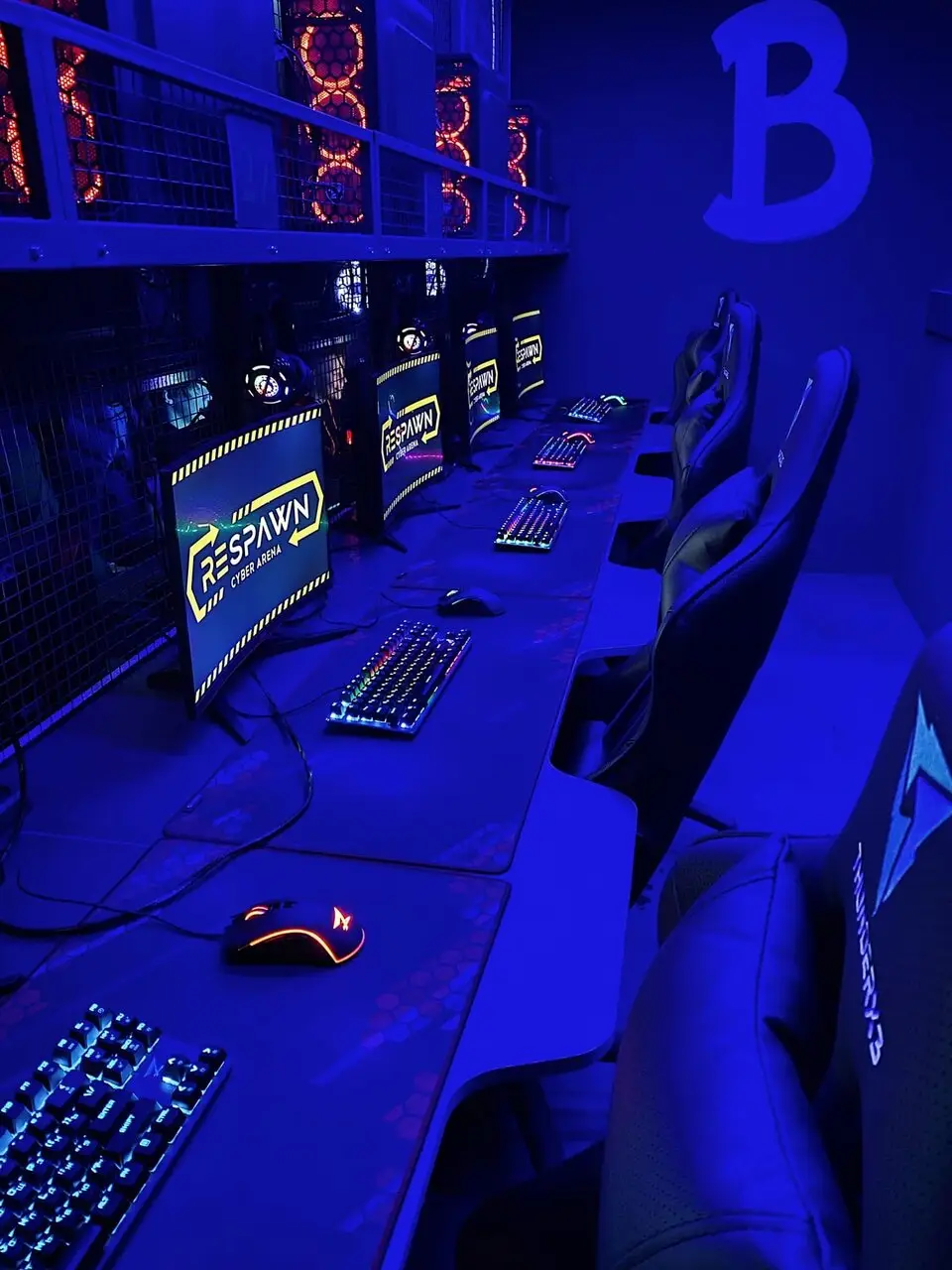 Изображение клуба RESPAWN на проспекте Октябрьской Революции № 2