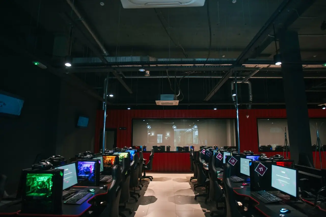 Изображение клуба Winstrike Tavern № 4