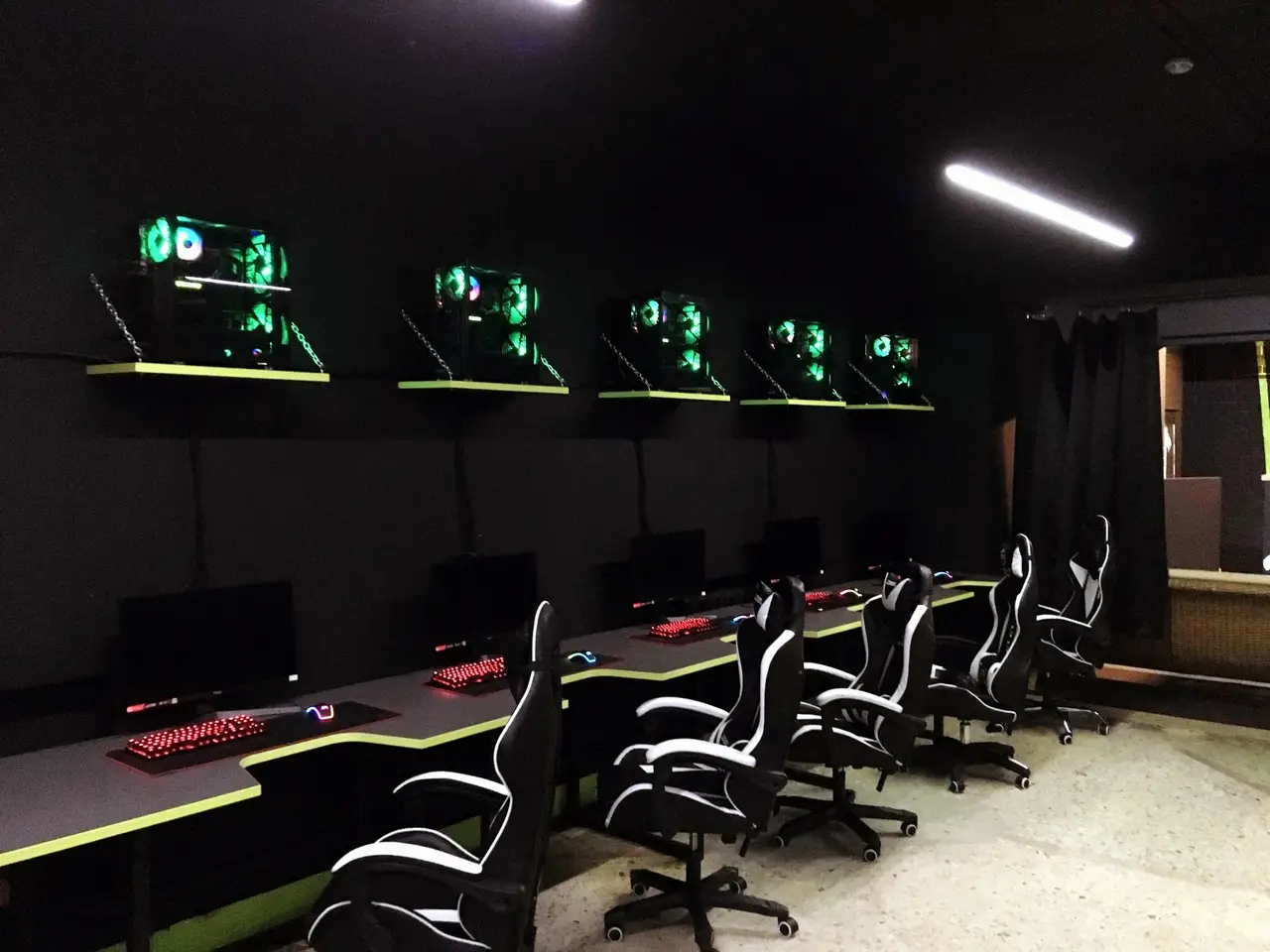 Изображение клуба OutPlay № 5