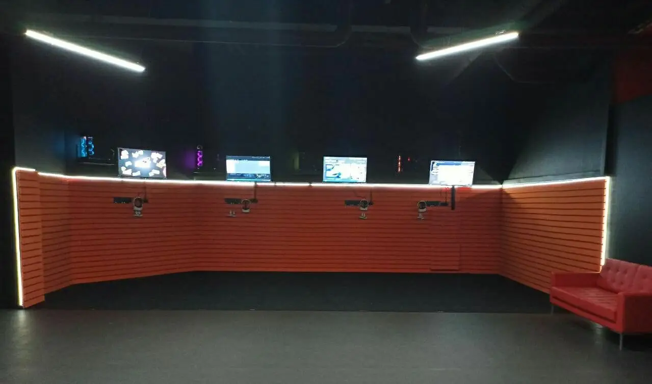 Изображение клуба FeniiiX.GG Arena на Ломоносова № 1