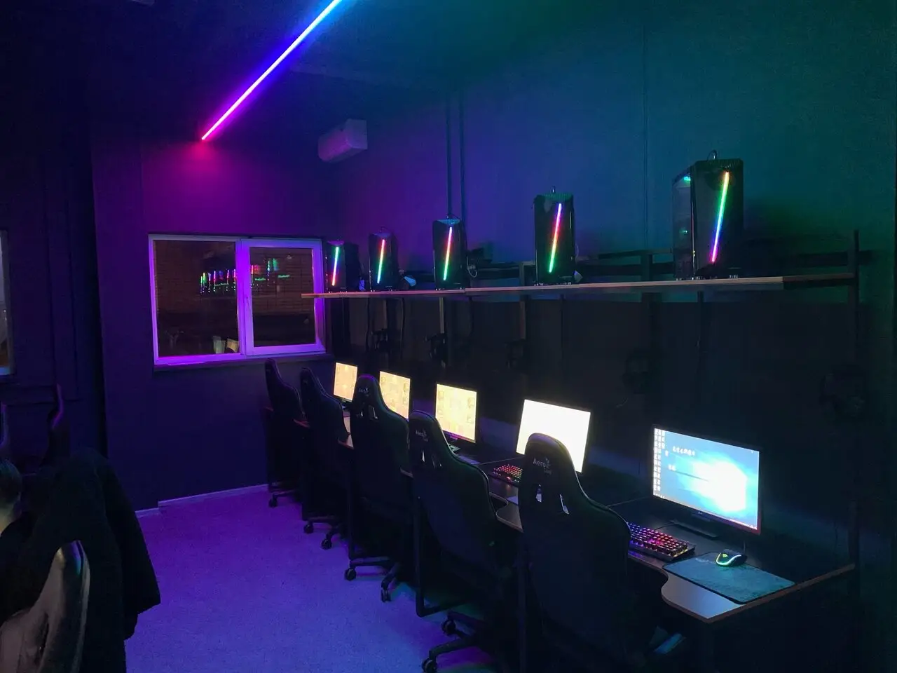 Изображение клуба TEvent Cyber Arena на Ульянова № 1