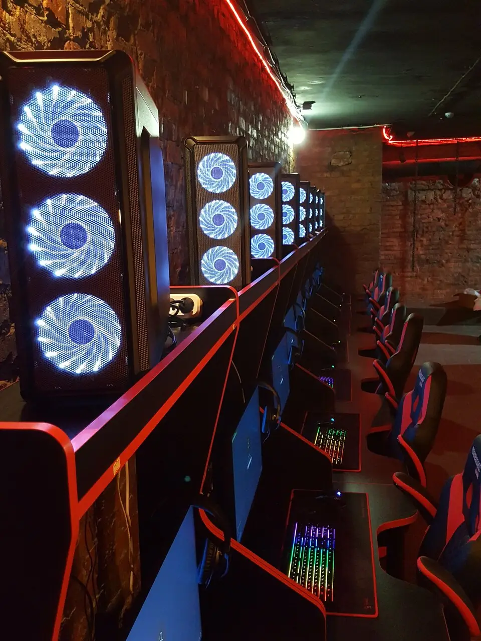 Изображение клуба MADMAX № 7