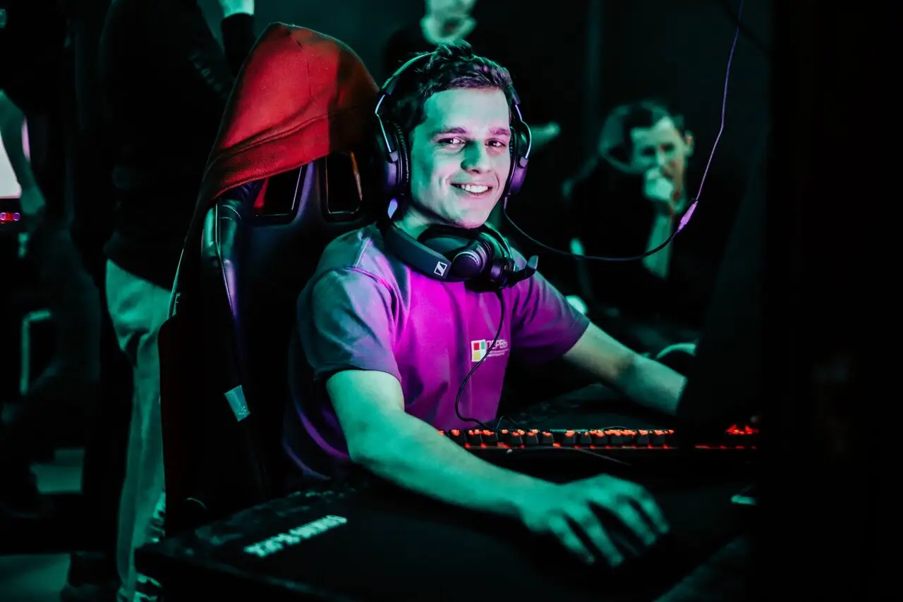 Изображение клуба Underground Cyber Zone № 2