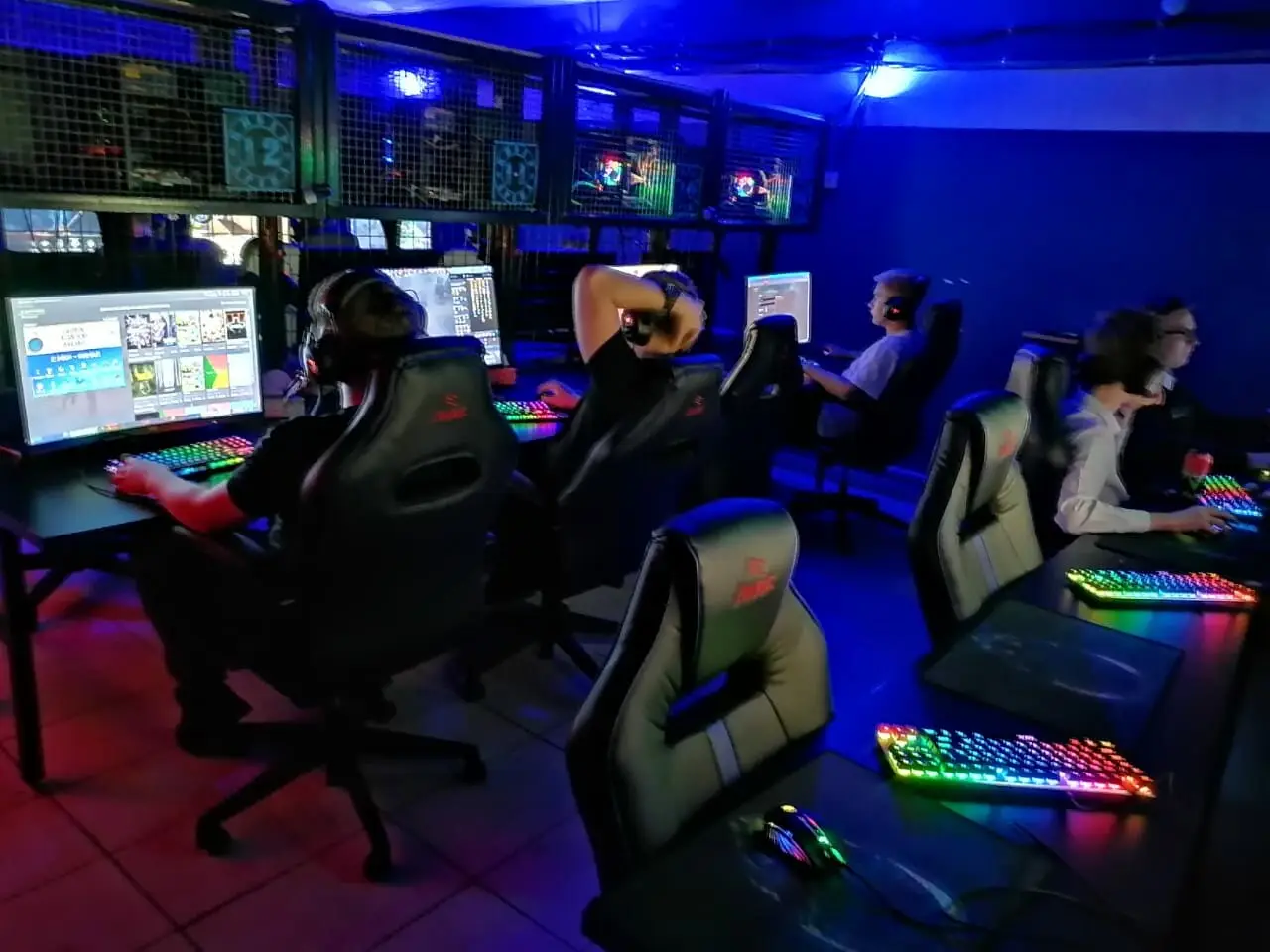 Изображение клуба Кибер Арена на Тургенева № 3