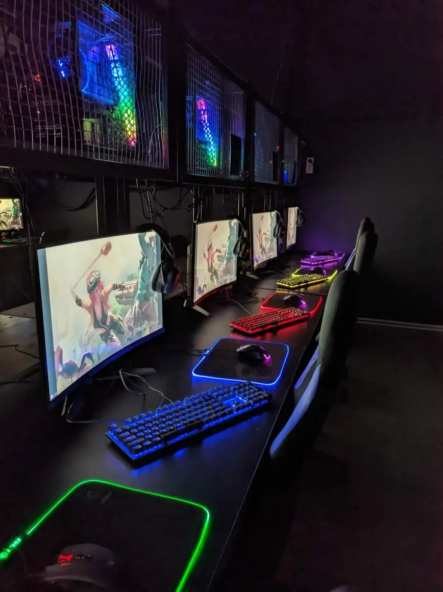 Изображение клуба Кибер Арена на улице Трудовой Славы № 2