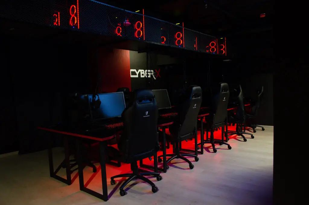Изображение клуба CyberX на Мира 65/1 № 5