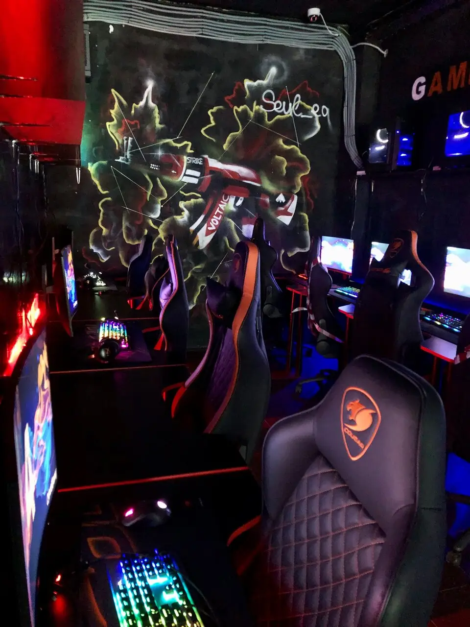 Изображение клуба CyberThrone № 2