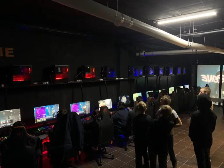 Изображение клуба CyberThrone № 5