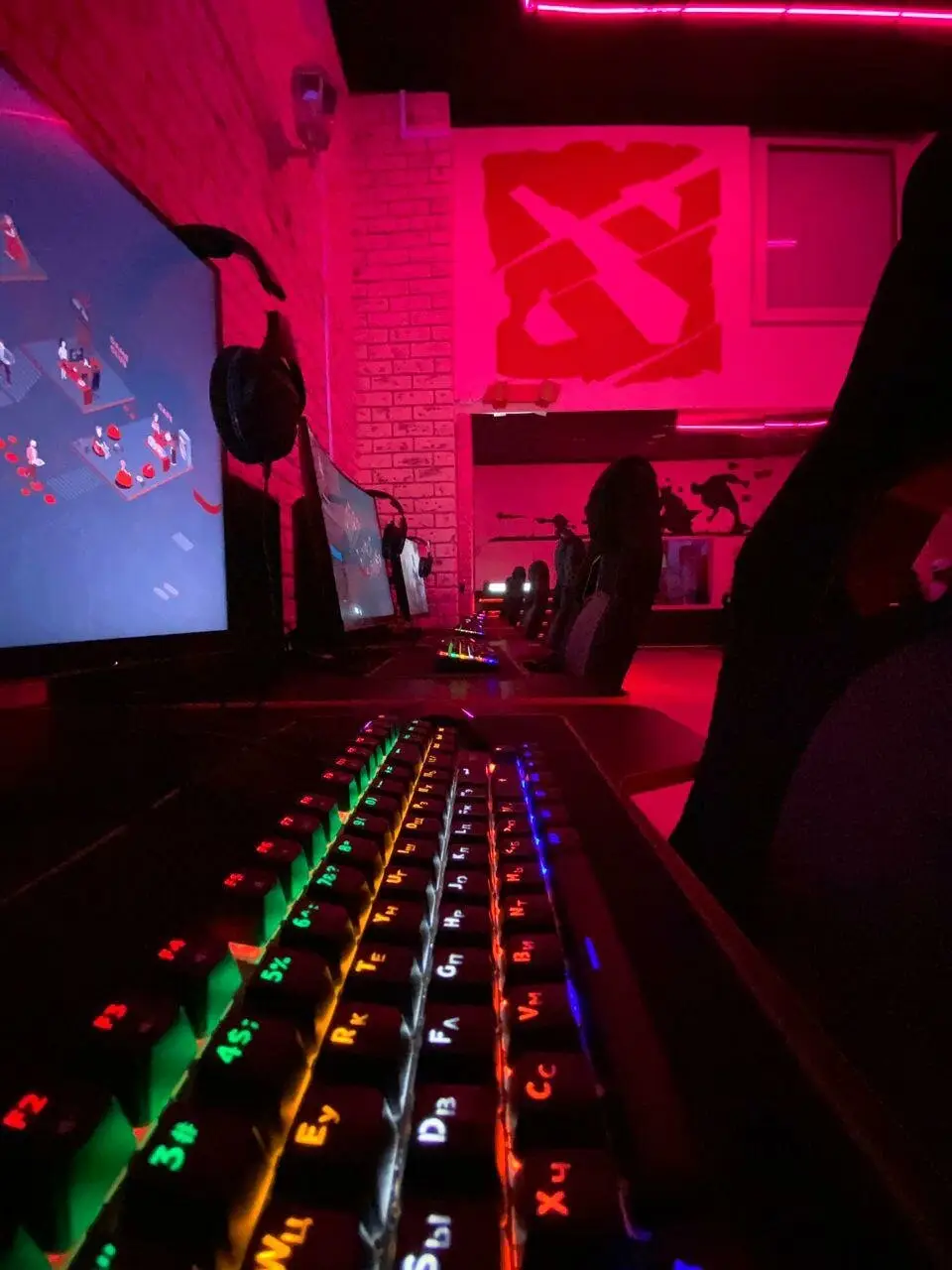 Изображение клуба Goose Cyberclub № 4