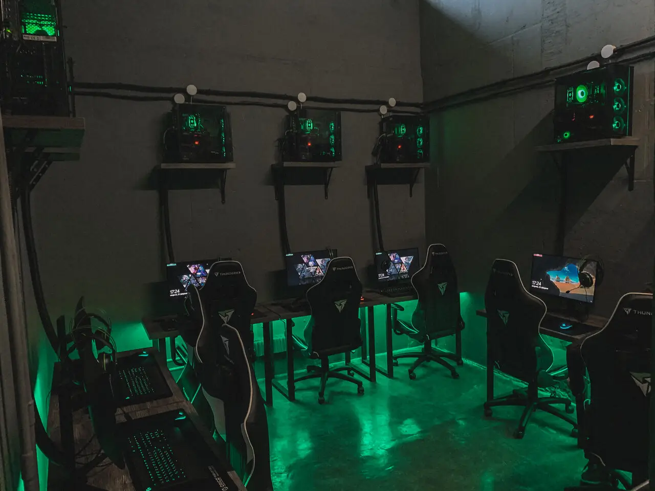 Изображение клуба Boot Cave № 4