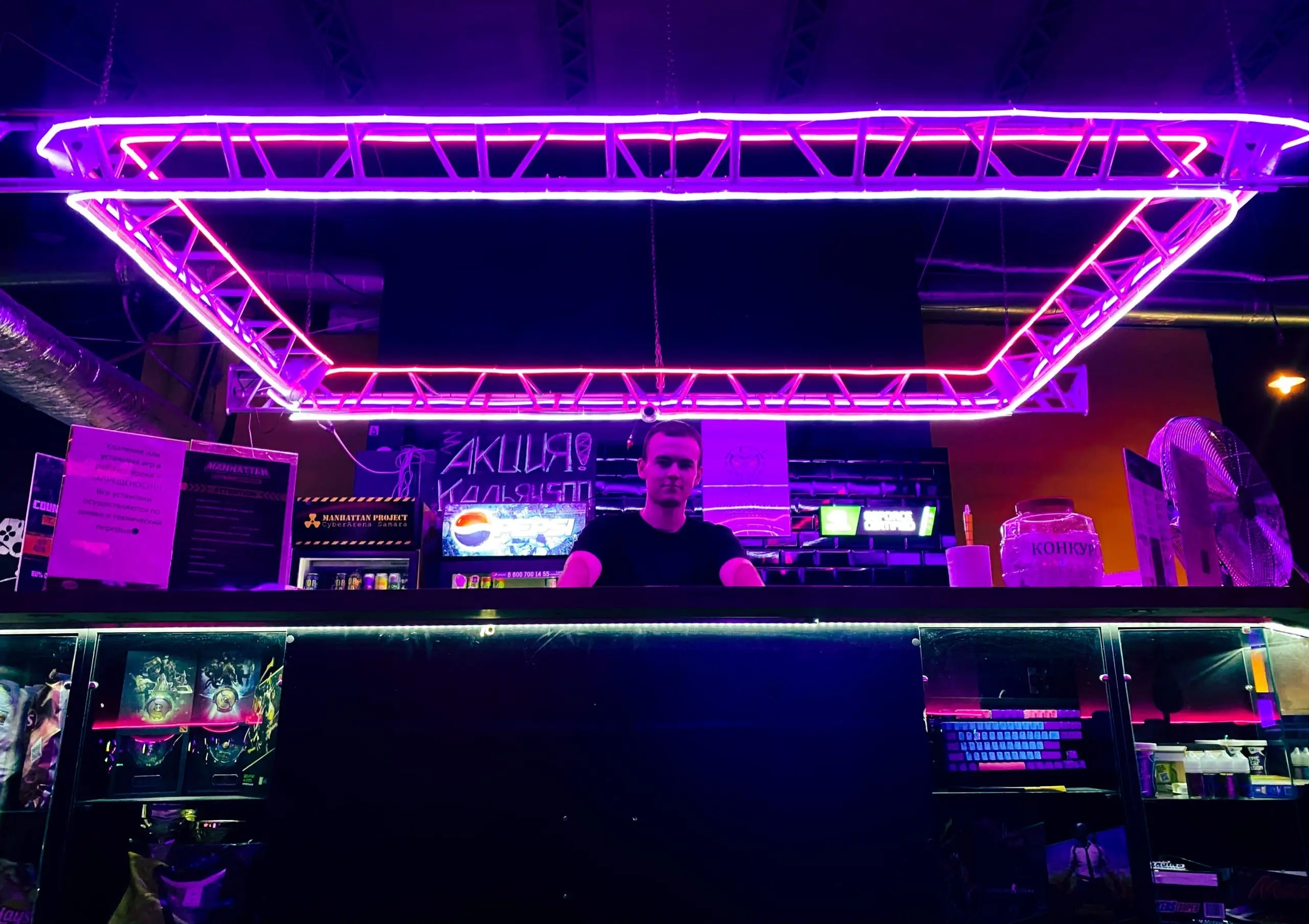 Изображение клуба Manhattan Project № 5