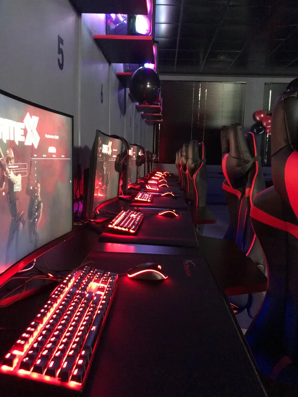 Изображение клуба GameX на Добролюбова № 5