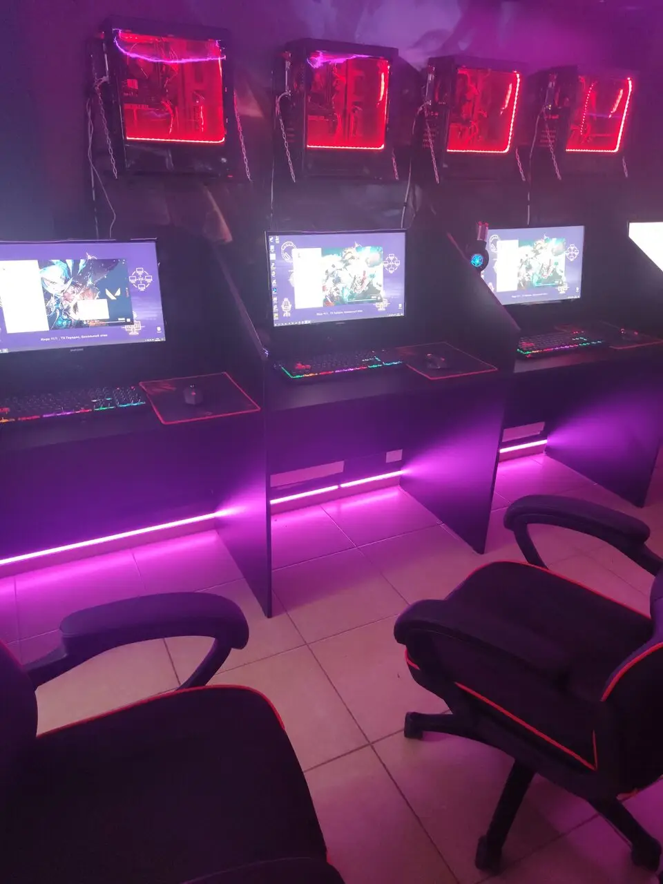 Изображение клуба Ещё 5 минут № 2