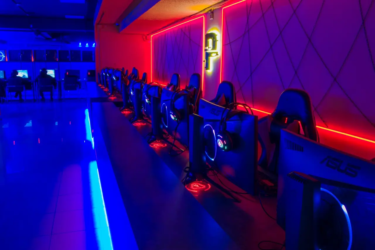 Изображение клуба Phoenix № 6