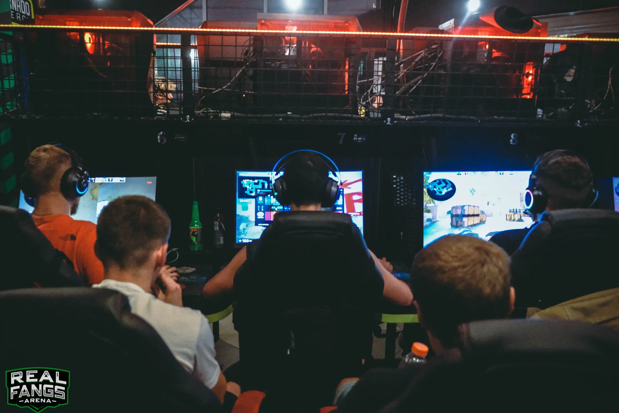 Изображение клуба КЛЫКИ Arena на Ахматовской № 5