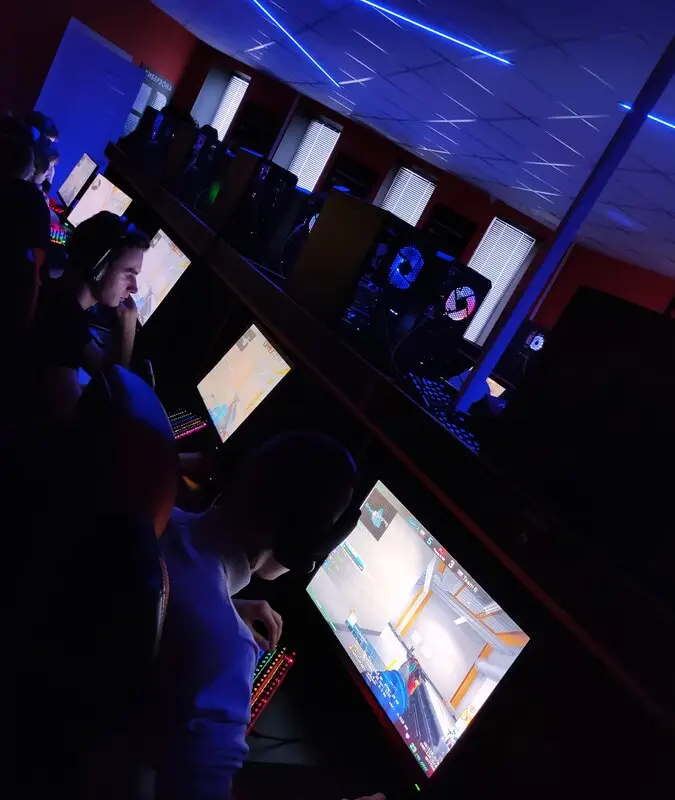 Изображение клуба CyberZonе33 № 2