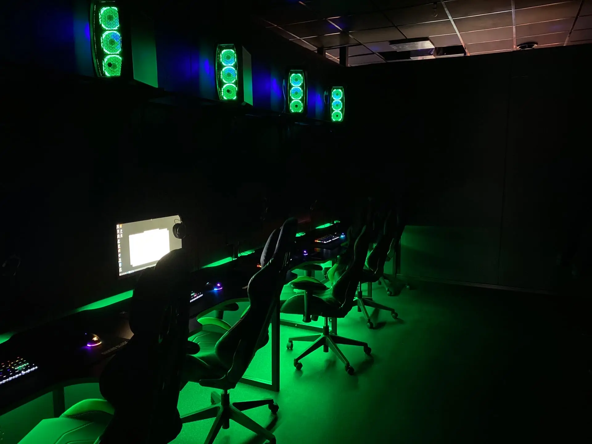 Изображение клуба IRON X № 4